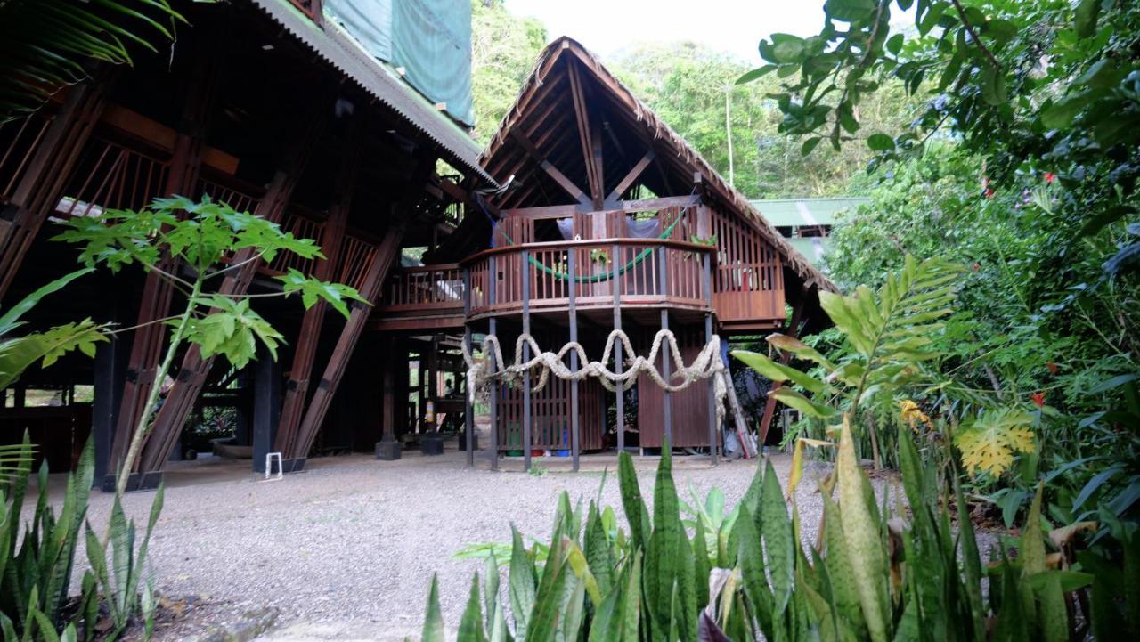 La Kuka Hotel - Nuqui Exterior photo