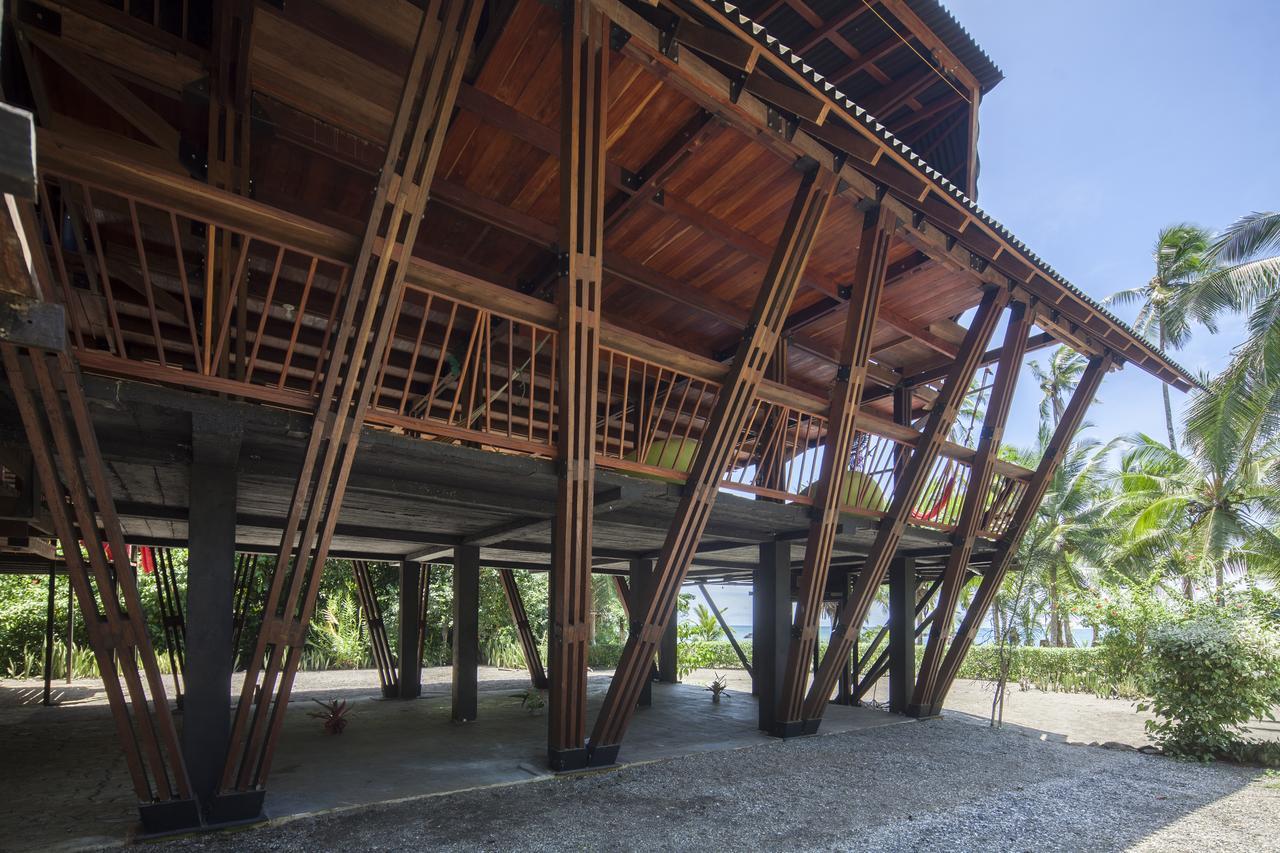 La Kuka Hotel - Nuqui Exterior photo